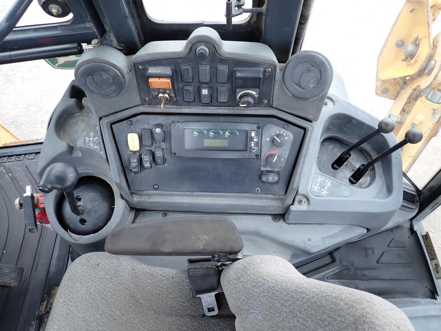 ./imagenes/INVOICE/2019/16545/RETROEXCAVDORA  JOHN DEERE_310J (36).JPG